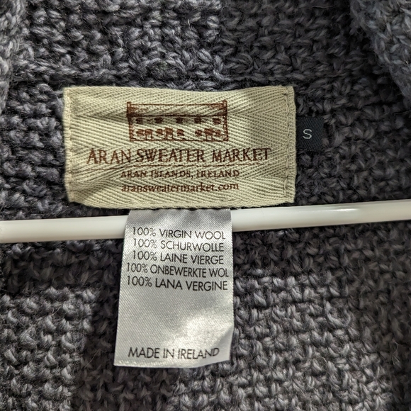 Aran Sweater Market Cardigan - Picture 3 of 4